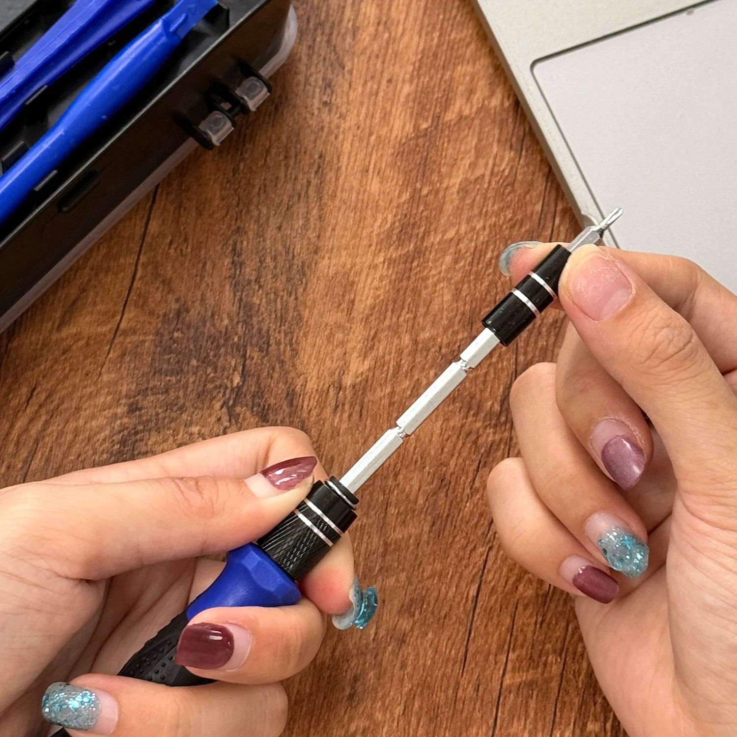 Mini Kit d'outils de réparation magnétique professionnel 115 en 1, jeu de tournevis de précision multifonctionnel pour téléphone portable tablette PC montre